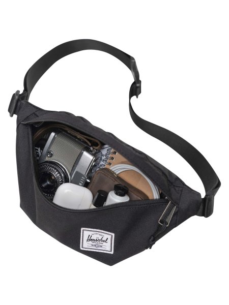 sac-banane-herschel-classictm-en-tissu-ecosystemtm-600d-noir-10.jpg