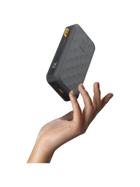 batterie-externe-xtorm-fs520-fuel-series-20-000-mah-et-35-w-noir-midnight-11.jpg