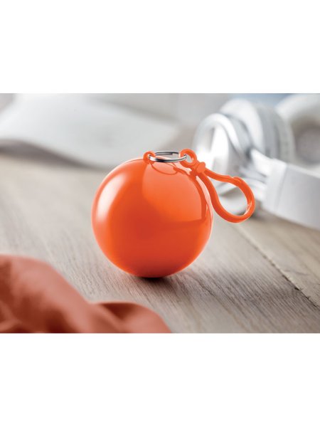 poncho-dans-un-emballage-rond-orange-13.jpg