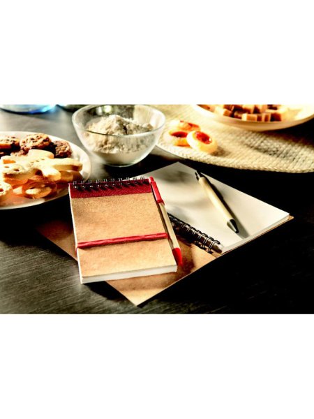 bloc-notes-recycle-et-stylo-rouge-27.jpg