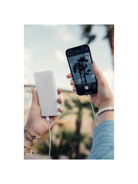 batterie-de-secours-a-charge-rapide-xtorm-xg210-go2-de-15-w-et-10-000-mah-bruyere-naturel-3.jpg
