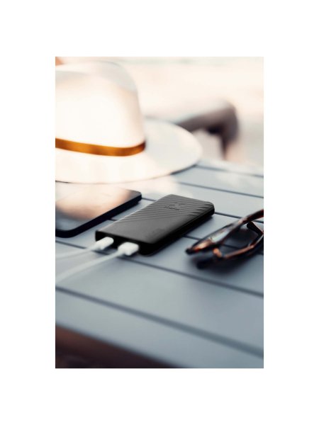 batterie-de-secours-a-charge-rapide-xtorm-xg210-go2-de-15-w-et-10-000-mah-noir-10.jpg