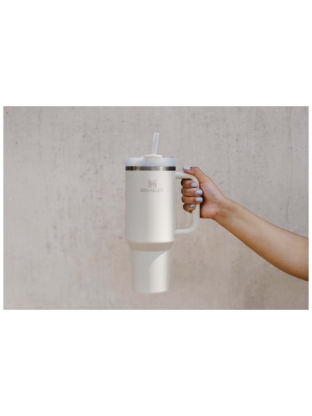 gobelet-de-1-200-ml-stanley-quencher-h20-creme-4.jpg