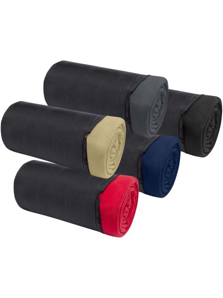 couverture-polaire-huggy-220-x-250-cm-rouge-12.jpg