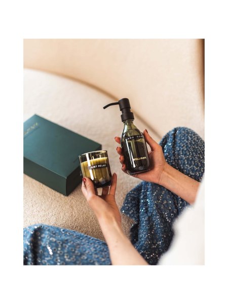 distributeur-de-savon-pour-les-mains-de-250-ml-et-ensemble-de-bougies-parfumees-de-150-g-wellmark-discovery-parfum-linge-frais-noir-13.jpg