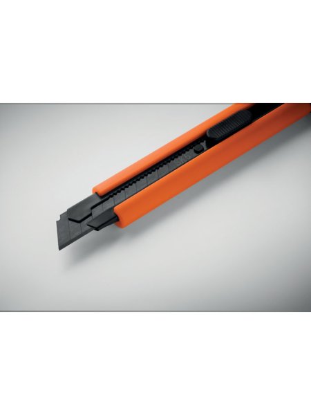 grand-cutter-retractable-orange-16.jpg