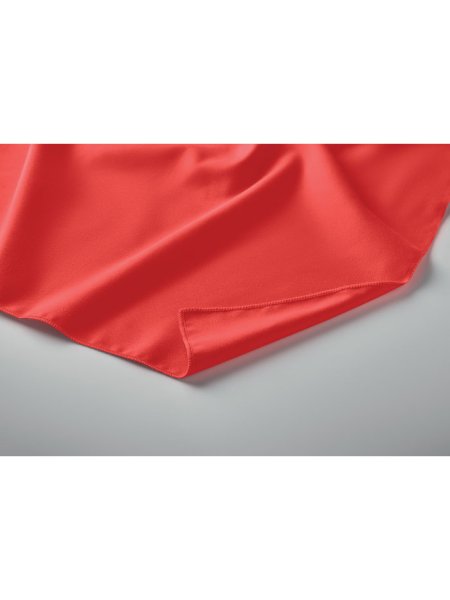serviette-en-microfibre-rouge-12.jpg