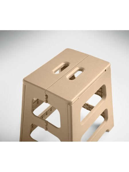 tabouret-portable-et-pliable-beige-8.jpg