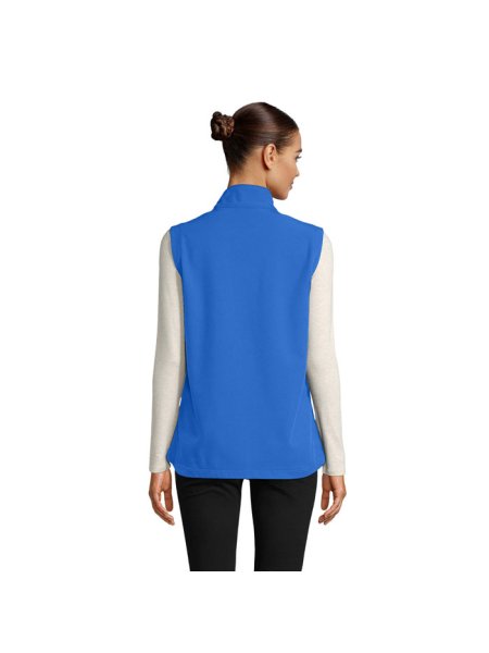 race-bw-women-softshell-royal-8.jpg
