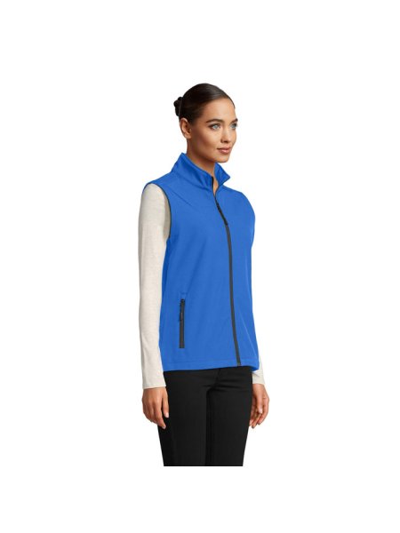 race-bw-women-softshell-royal-9.jpg