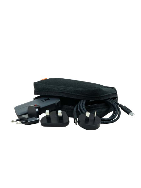 chargeur-de-voyage-rapide-65-w-avec-cable-et-etui-de-voyage-xtorm-noir-7.jpg
