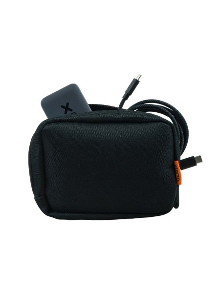 chargeur-de-voyage-rapide-65-w-avec-cable-et-etui-de-voyage-xtorm-noir-8.jpg