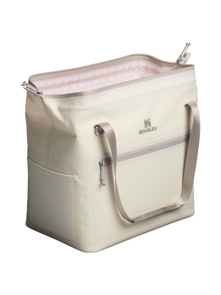 stanley-all-day-julienne-max-sac-isotherme-recycle-de-20-canettes-creme-7.jpg