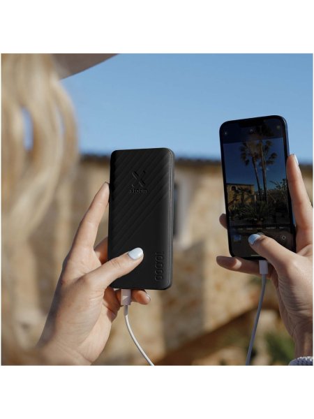 batterie-externe-xtorm-go2-20-w-10-000-mah-a-recharge-rapide-noir-12.jpg